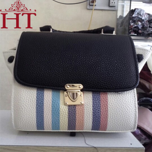 Túi Xách Thuyền Cầu Vồng Khóa cài